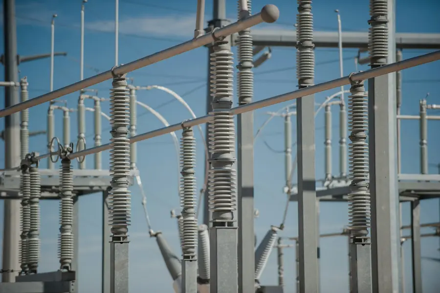 Outdoor high voltage disconnect switches and insulators